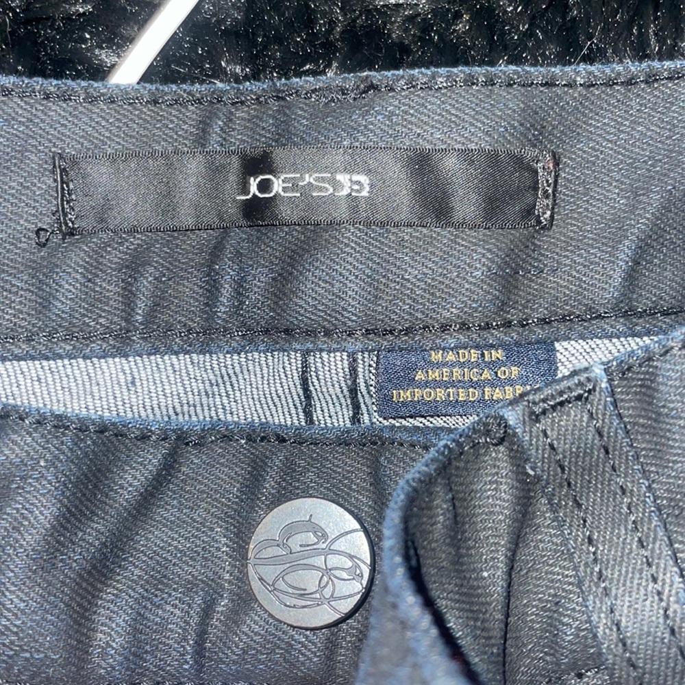 Joe’s Jeans size 25, skinny leg